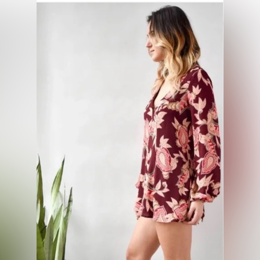 Show Me Your Mumu V-Neck Tie Back Paisley Romper Vino Vine Long Sleeve | Small - Picture 3 of 9